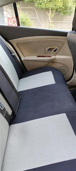 رینۆ فلوێنس